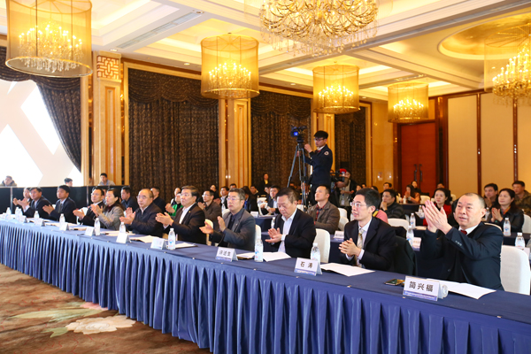 川開(kāi)集團(tuán)與啟迪控股、四川發(fā)展共同發(fā)起設(shè)立科技成果轉(zhuǎn)化基金