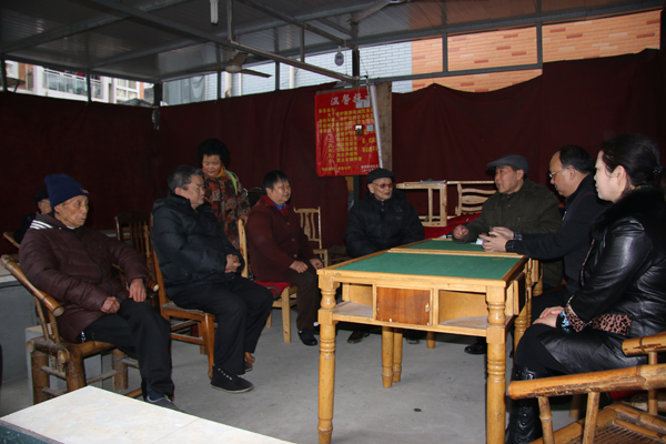 集團黨委、工會為退休職工送溫暖